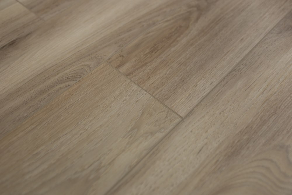 Замковая ПВХ плитка "Art Tile" Клён Фог (1220*152*5 мм) — купить в Нерюнгри