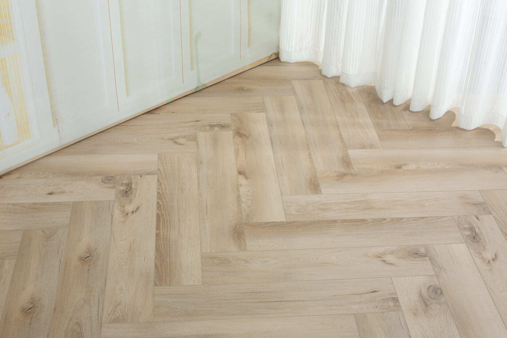 Плитка SPC "OneFloor" 3009 А,В  ЁЛКА (640*128*4 мм) — купить в Нерюнгри