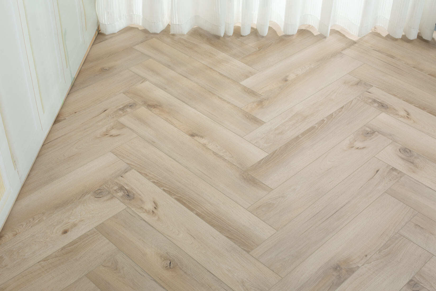 Плитка SPC "OneFloor" 3009 А,В  ЁЛКА (640*128*4 мм) — купить в Нерюнгри