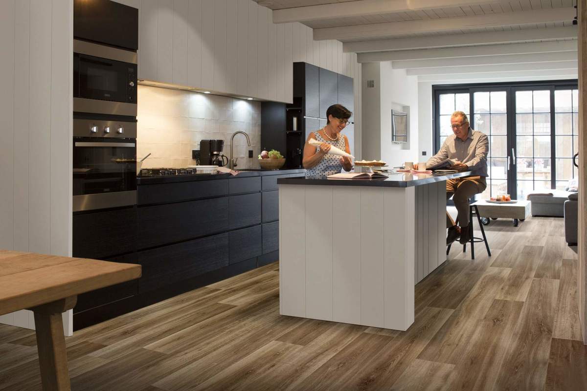 Замковая ПВХ плитка "Berry Alloc" Pureclick 55 LIME OAK 966D (204*1326*5 мм) — купить в Нерюнгри