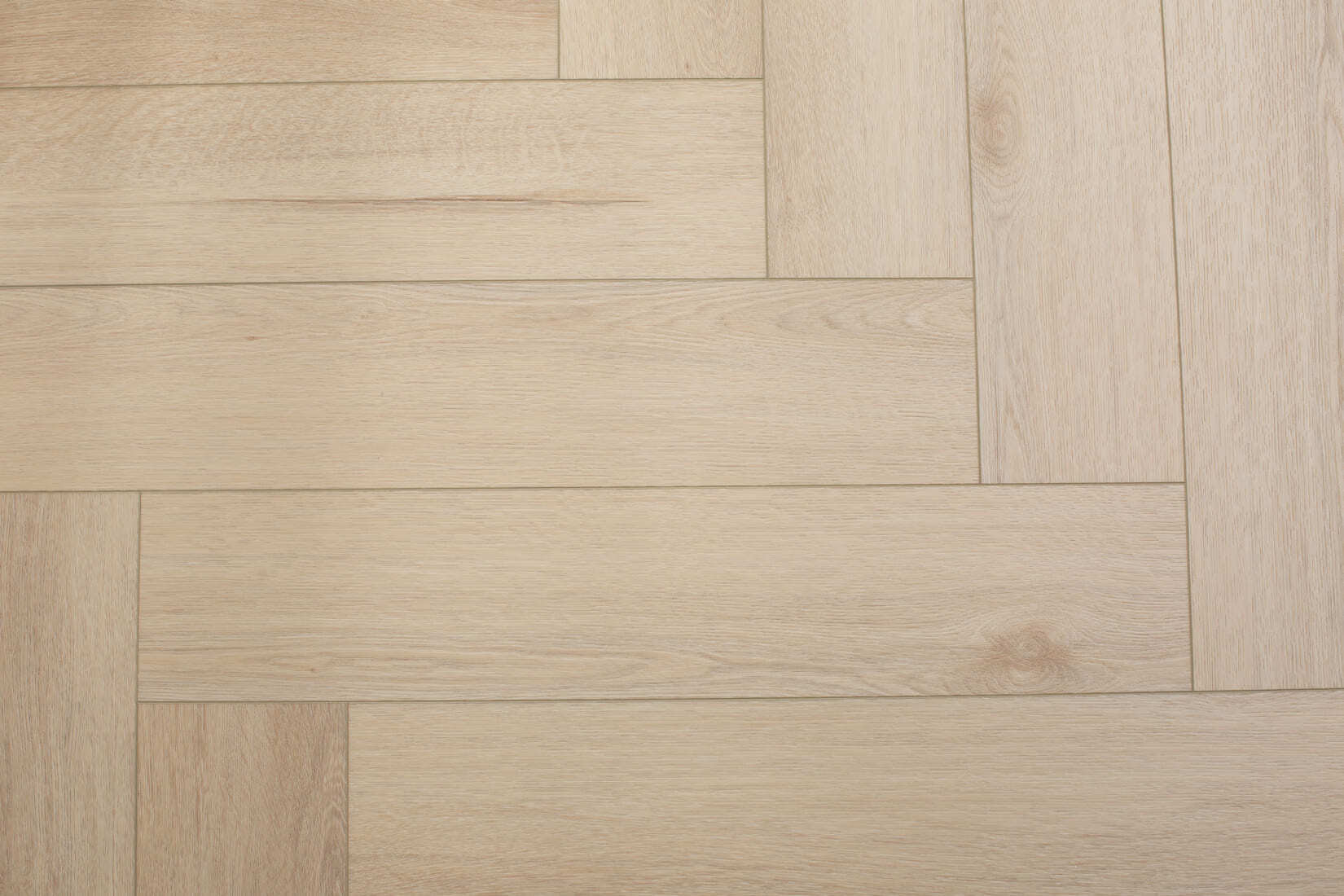 Плитка SPC "OneFloor" 3032 А,В  ЁЛКА (640*128*4 мм) — купить в Нерюнгри