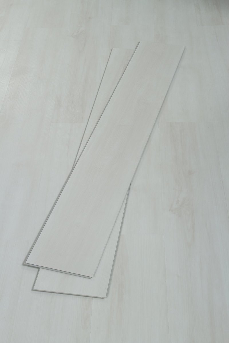 SPC ламинат "OneFloor" ЕСО 8055 (1220*184*4 мм) — купить в Нерюнгри