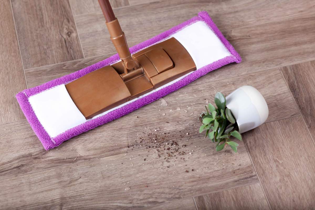 Замковая ПВХ плитка "Aberhof" Carmelita 1862 (615*123*5 мм) — купить в Нерюнгри