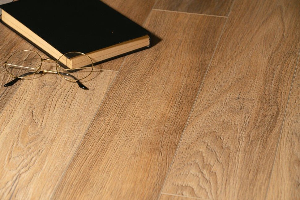 Виниловый ламинат "Bonkeel" Style Дуб Бонди (1200*125*4 мм) — купить в Нерюнгри