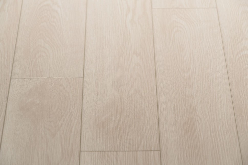 Виниловый ламинат "Bonkeel" Style Дуб Фокси (1200*125*4 мм) — купить в Нерюнгри