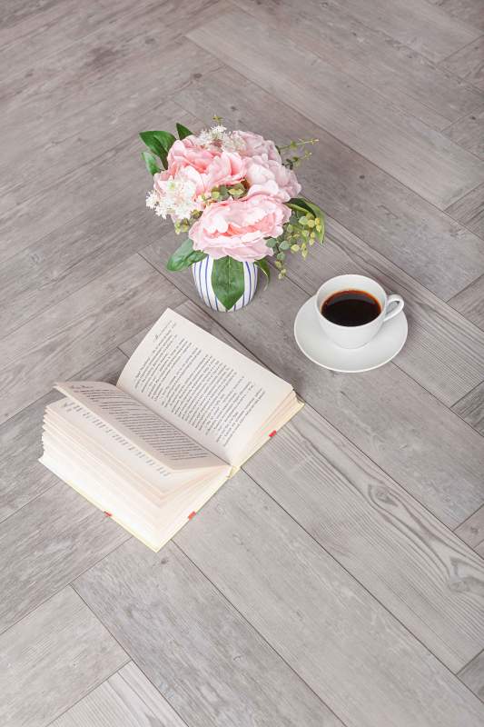 Замковая ПВХ плитка "Aberhof" Carmelita 1687 (615*123*5 мм) — купить в Нерюнгри