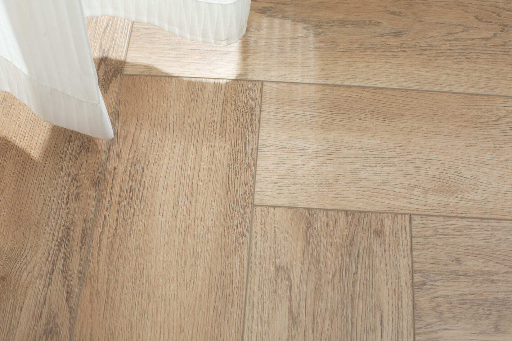 Плитка SPC "OneFloor" 3028 А,В  ЁЛКА (640*128*4 мм) — купить в Нерюнгри