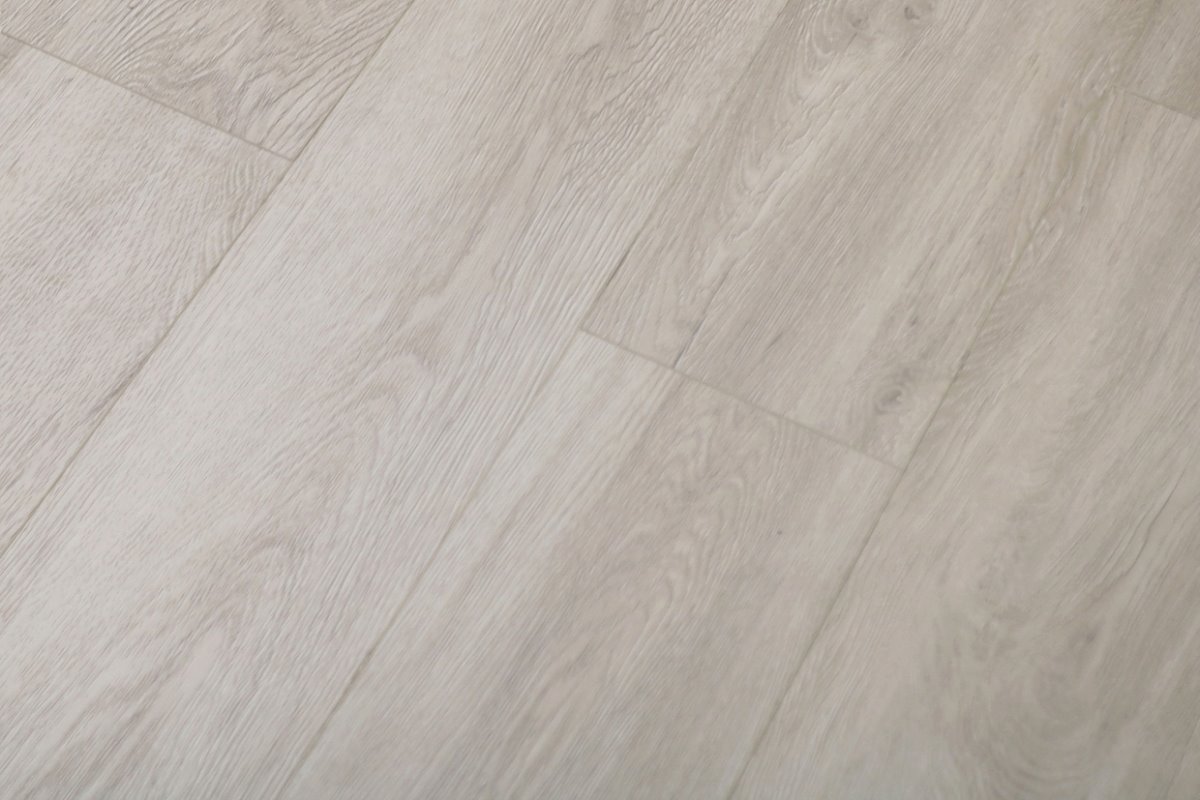 SPC ламинат "Profield" Дуб Кьявари (1220*184*4 мм) — купить в Нерюнгри