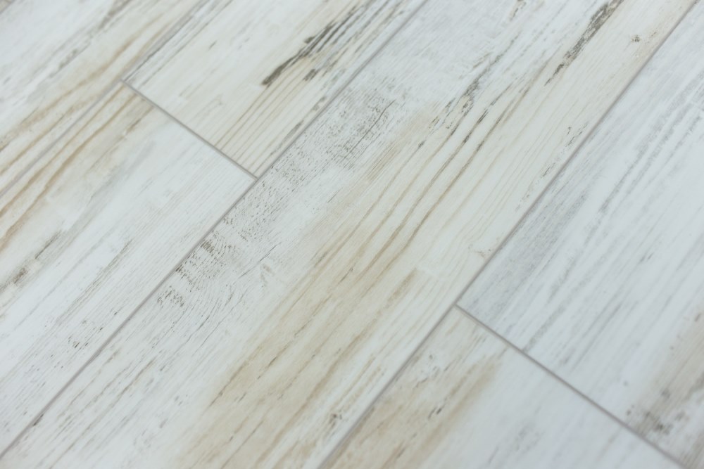 Замковая ПВХ плитка "Art Tile" Берёза Прованс (1220*152*5 мм) — купить в Нерюнгри